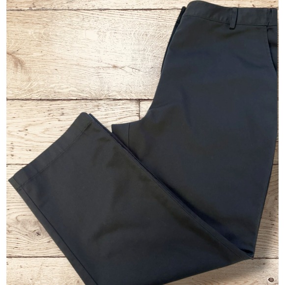 L.L. Bean Pants - L.L. BEAN Womens Classic Fit Chino‎ Pants - Size 16 Petite - Black